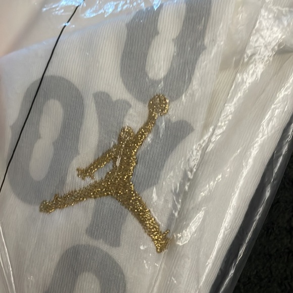 Jordan X OVO collab t-shirt - Picture 4 of 4